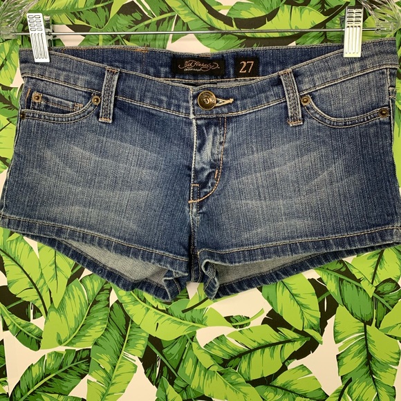 Y2K Ed Hardy Jean Short Shorts Size 27 Rhinestone Tiger Low Rise Daisy Dukes - Picture 3 of 11